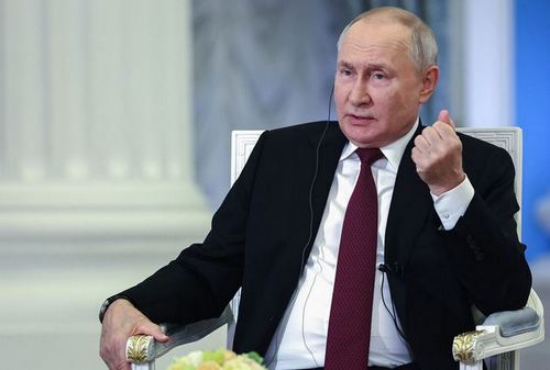 Путін запропонував Україні прямі переговори "без попередніх умов" та назвав дату